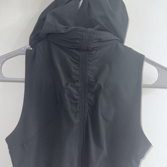 Lululemon Go The Distance Vest Black size 2 - Picture 14 of 16
